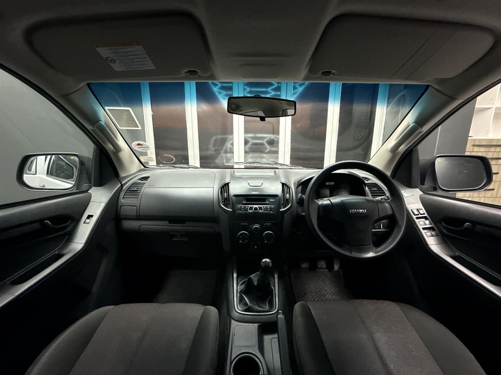 ISUZU D-MAX D-MAX 250 HO HI-RIDE D/C P/U - 10