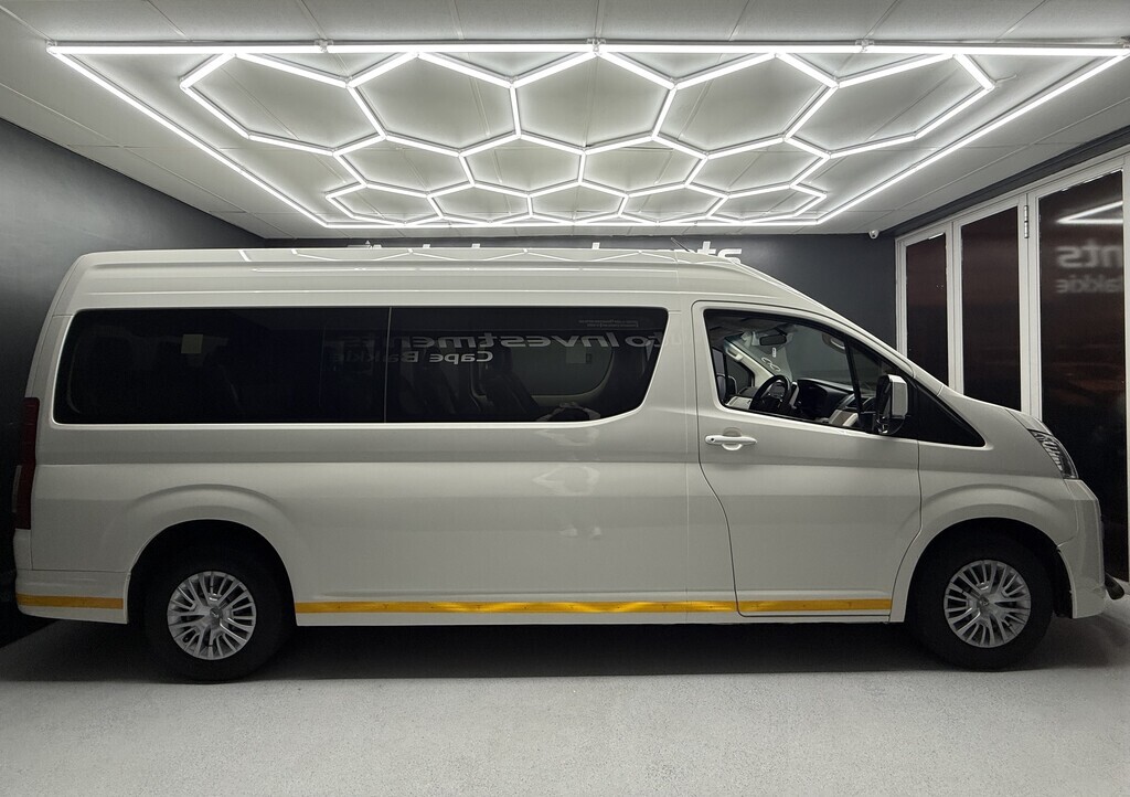 TOYOTA QUANTUM QUANTUM 2.8 GL 11 SEAT - 2