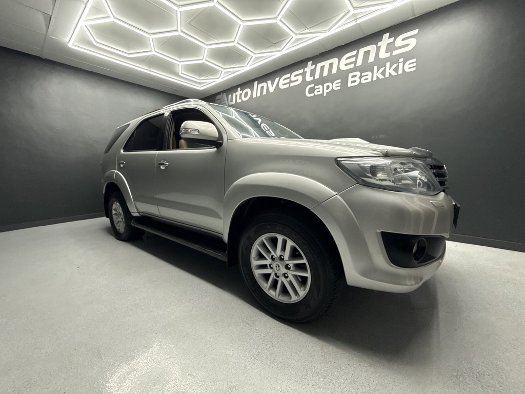 TOYOTA FORTUNER FORTUNER 3.0D-4D R/B - 8