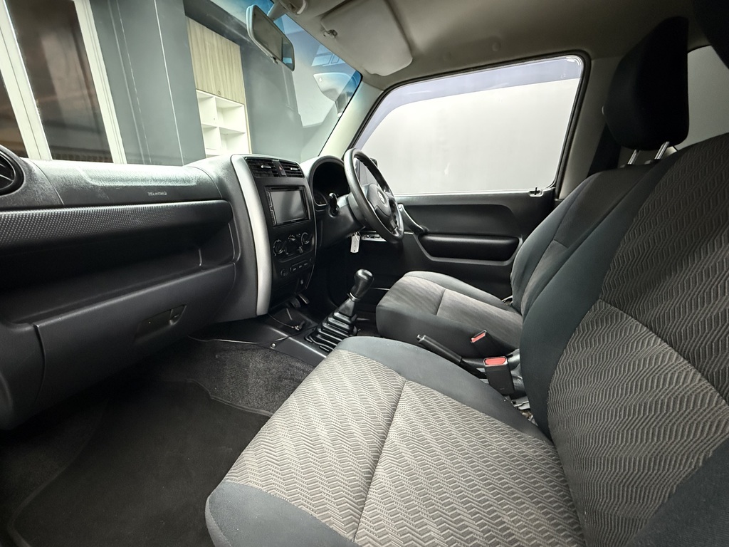 SUZUKI JIMNY JIMNY 1.3 - 8