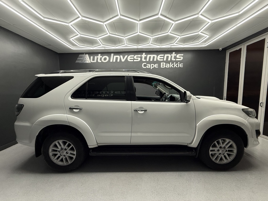 TOYOTA FORTUNER FORTUNER 2.5D-4D RB - 2