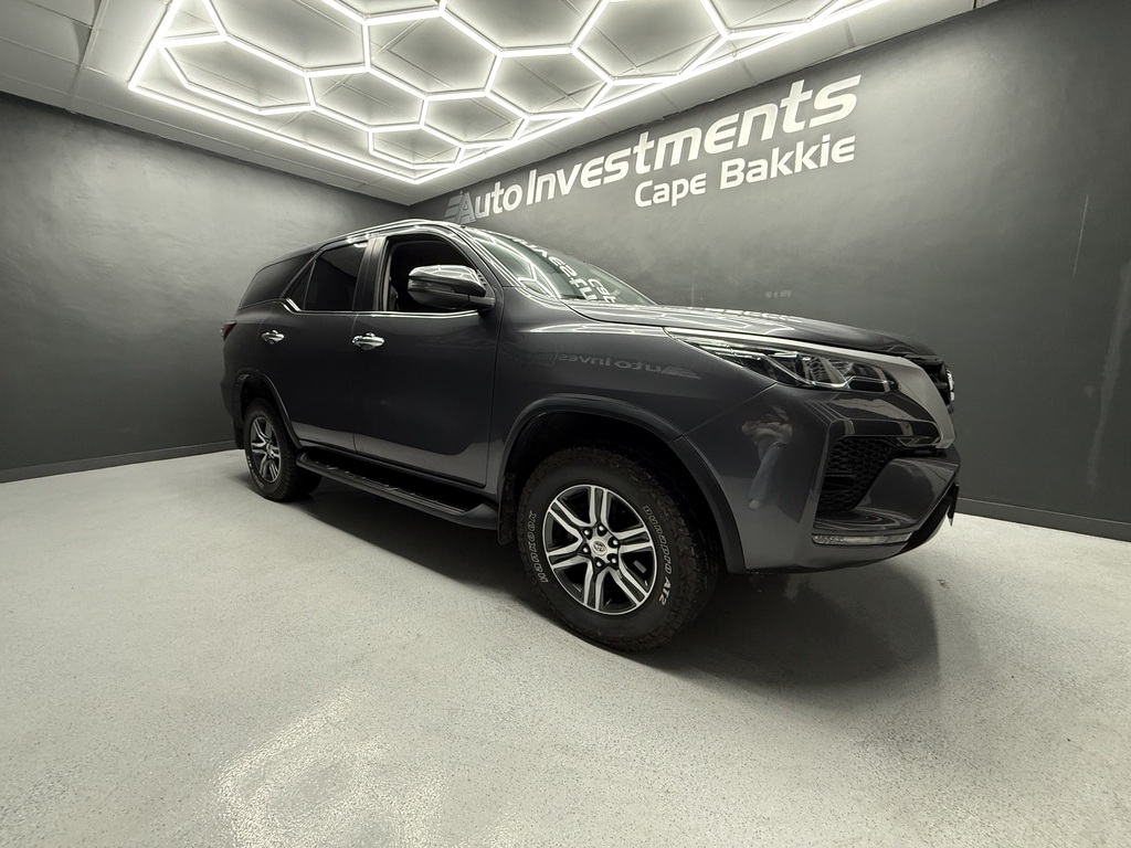 TOYOTA FORTUNER FORTUNER 2.4GD-6 R/B A/T - 1