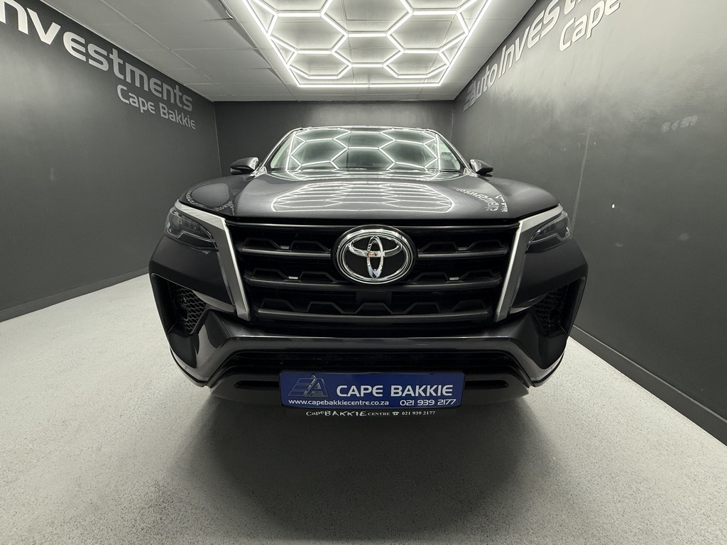 TOYOTA FORTUNER FORTUNER 2.4GD-6 R/B A/T - 6