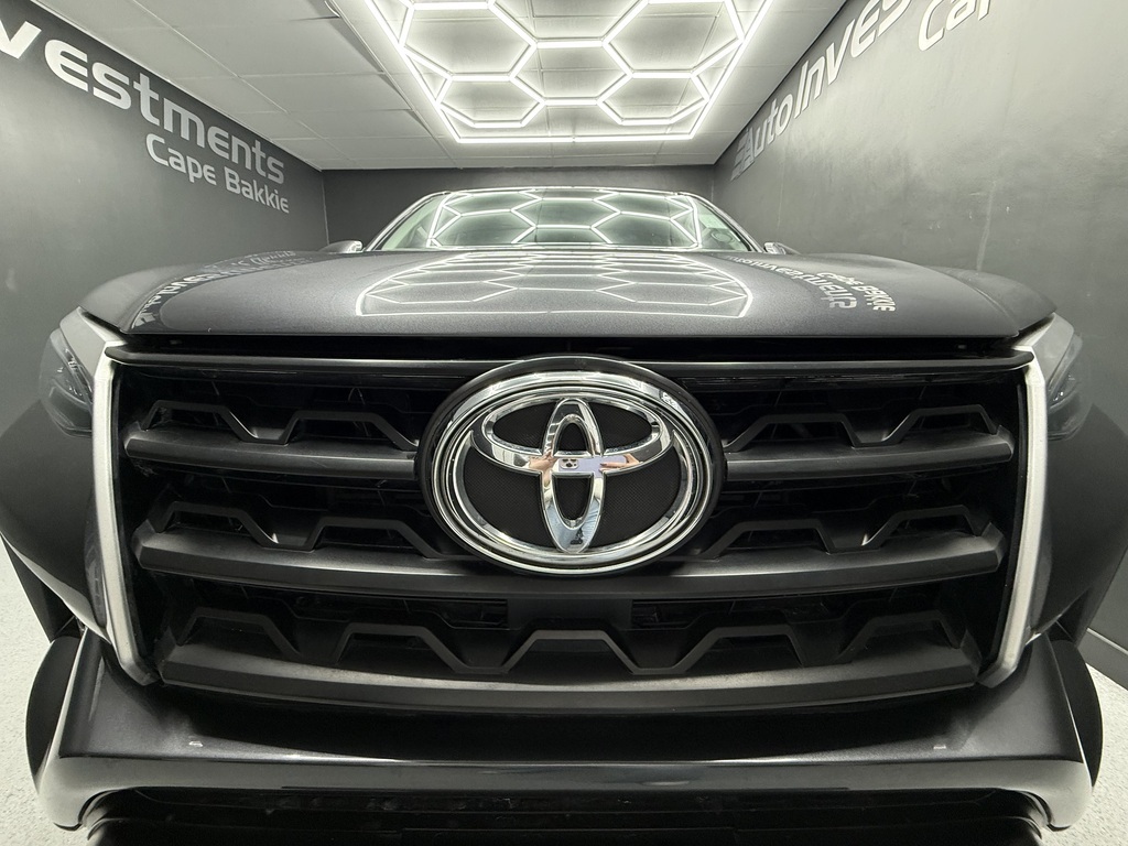 TOYOTA FORTUNER FORTUNER 2.4GD-6 R/B A/T - 9