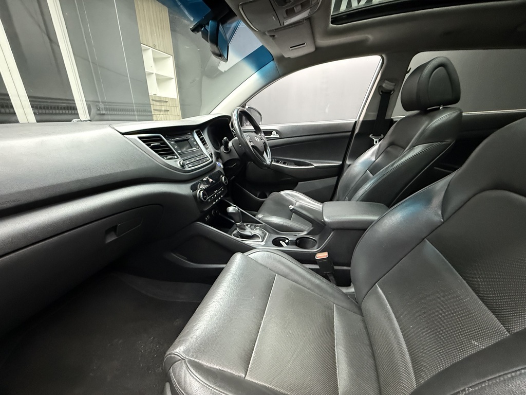 HYUNDAI TUCSON TUCSON 2.0 CRDi ELITE A/T - 7