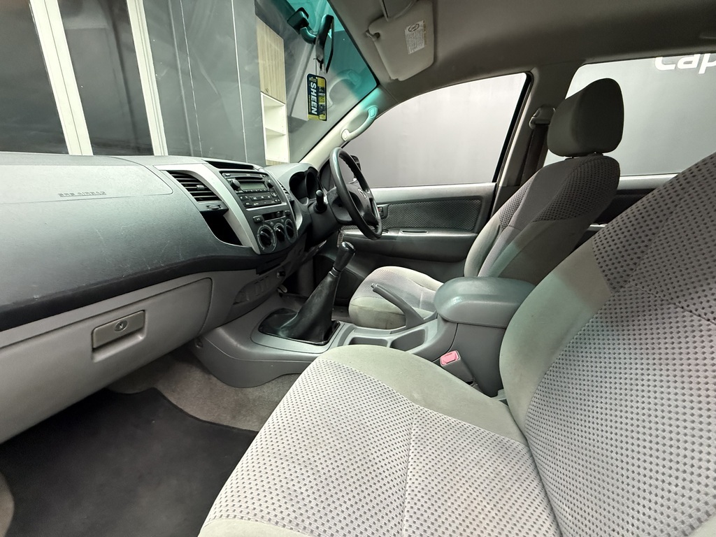 TOYOTA HILUX HILUX 3.0D-4D RAIDER P/U D/C - 9
