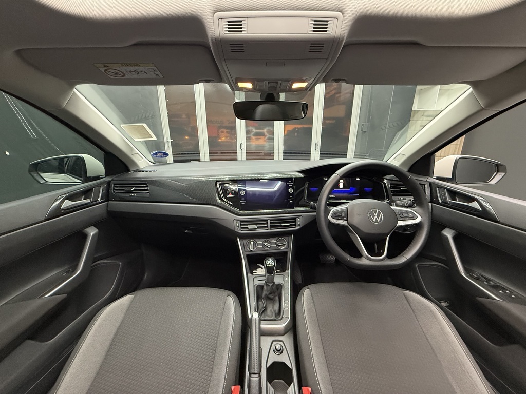 VOLKSWAGEN POLO POLO 1.0 TSI LIFE DSG - 12