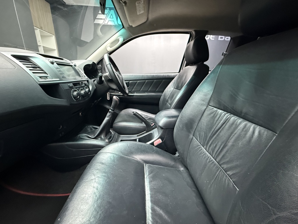 TOYOTA HILUX HILUX 3.0D-4D LEGEND 45 XTRA CAB P/U - 8