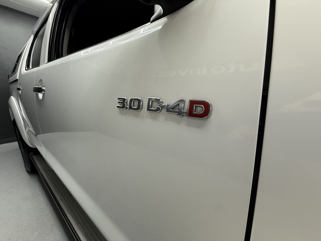 TOYOTA HILUX HILUX 3.0 D-4D RAIDER 4X4 A/T P/U D/C - 17