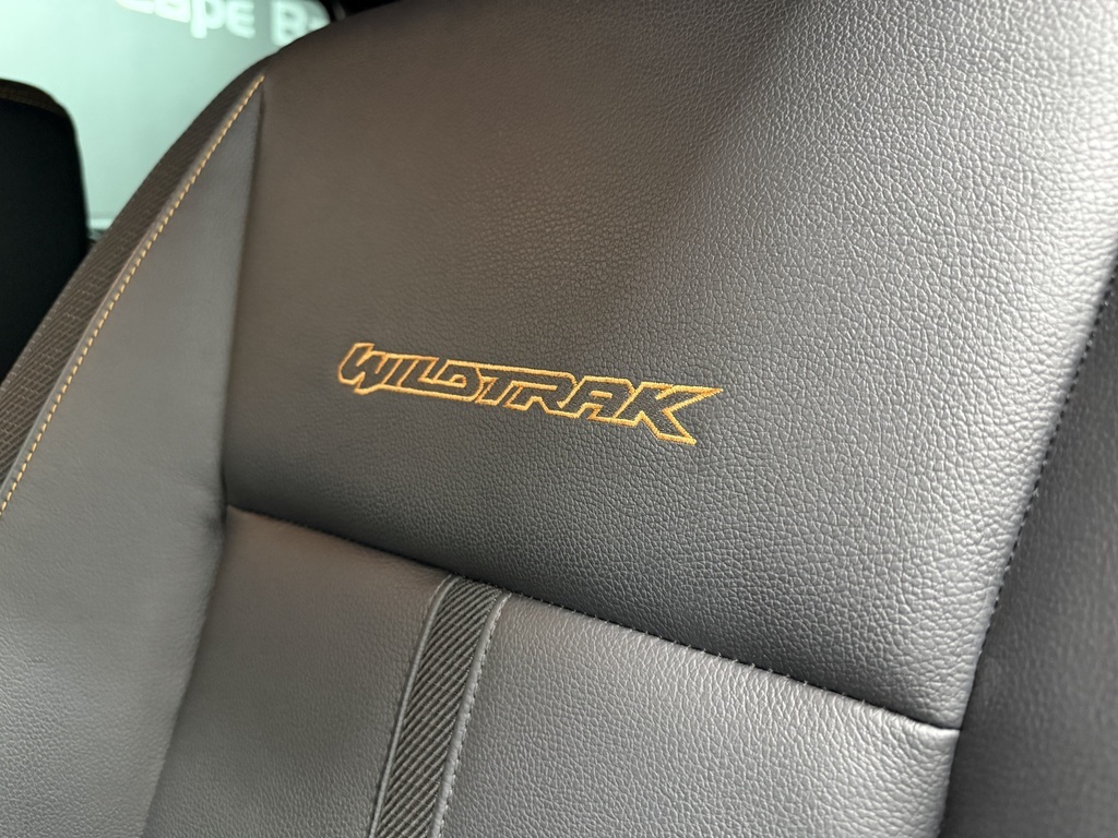 FORD RANGER RANGER 2.0D BI-TURBO WILDTRAK 4X4 A/T P/U D/C - 17