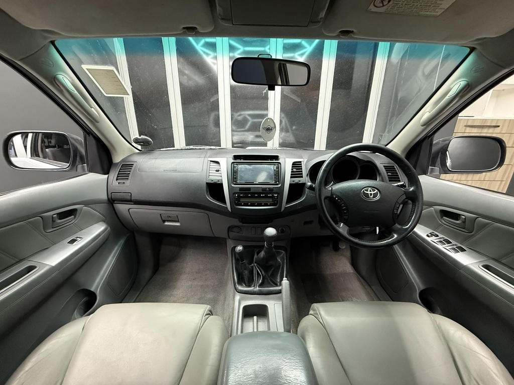 TOYOTA HILUX HILUX 3.0 D-4D RAIDER 4X4 P/U D/C - 11