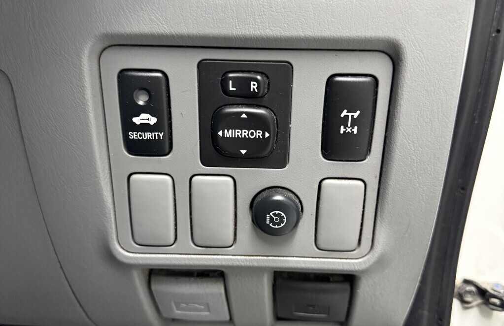 TOYOTA HILUX HILUX 3.0 D-4D RAIDER 4X4 P/U D/C - 15