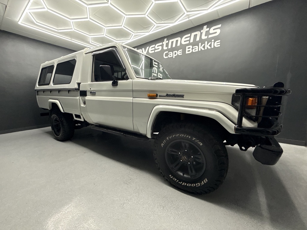 TOYOTA LAND CRUISER LAND CRUISER 4.5 PETROL P/U S/C - 1
