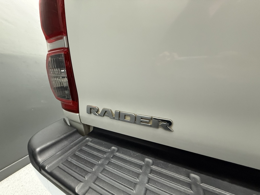 TOYOTA HILUX HILUX 3.0 D-4D RAIDER R/B P/U S/C - 13