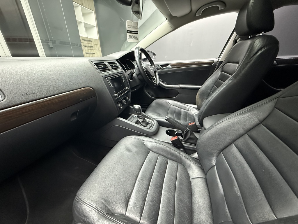 VOLKSWAGEN JETTA VI JETTA VI 1.4 TSi COMFORTLINE DSG - 10