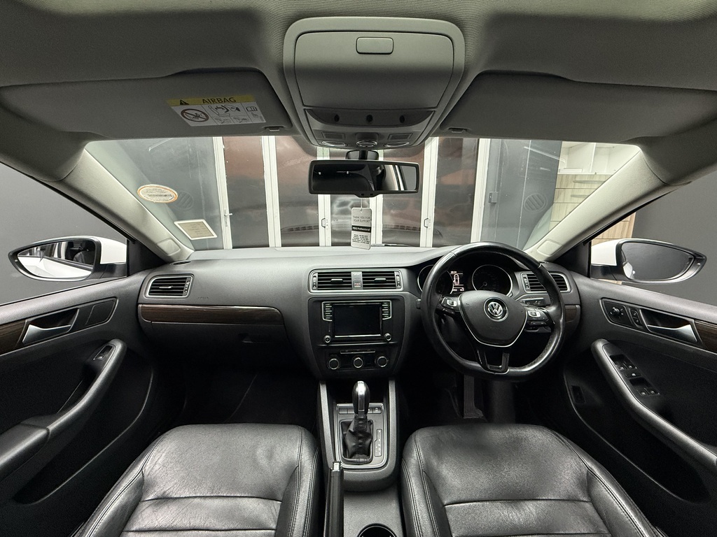 VOLKSWAGEN JETTA VI JETTA VI 1.4 TSi COMFORTLINE DSG - 12