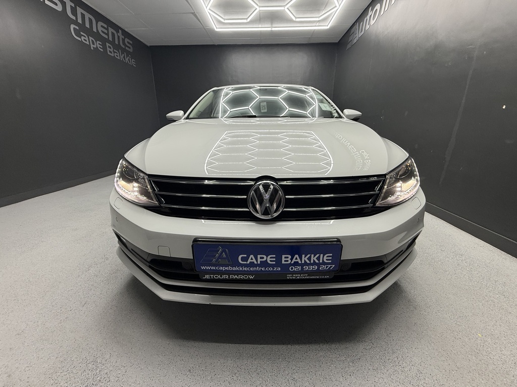 VOLKSWAGEN JETTA VI JETTA VI 1.4 TSi COMFORTLINE DSG - 9