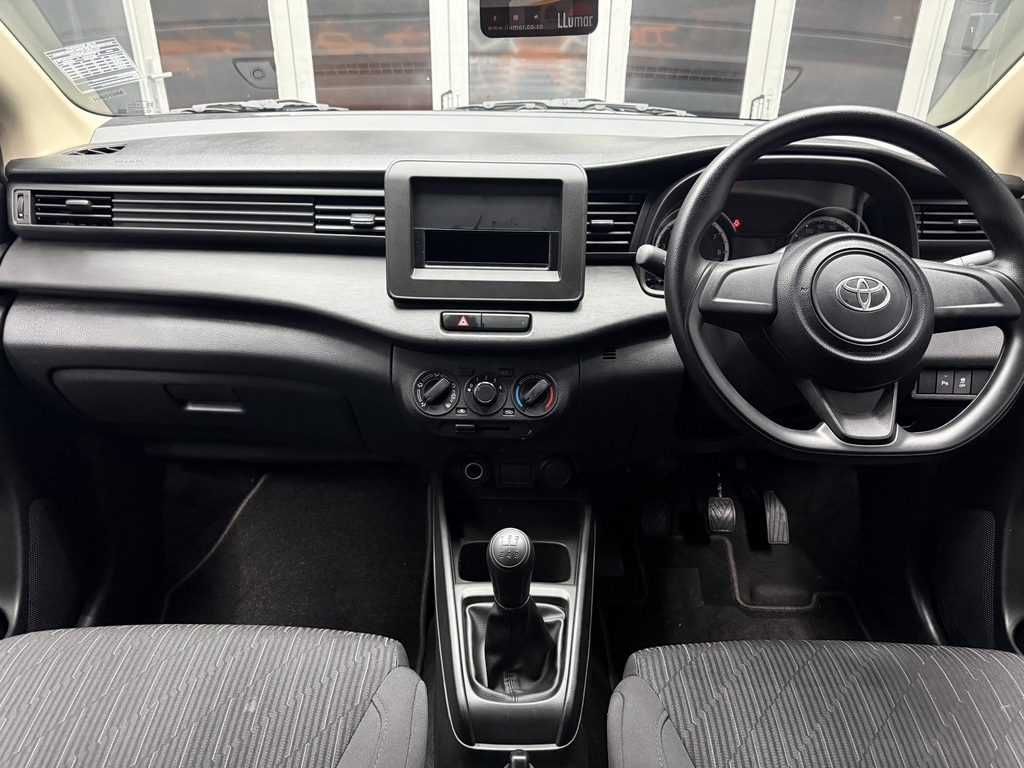 TOYOTA RUMION RUMION 1.5 S - 14