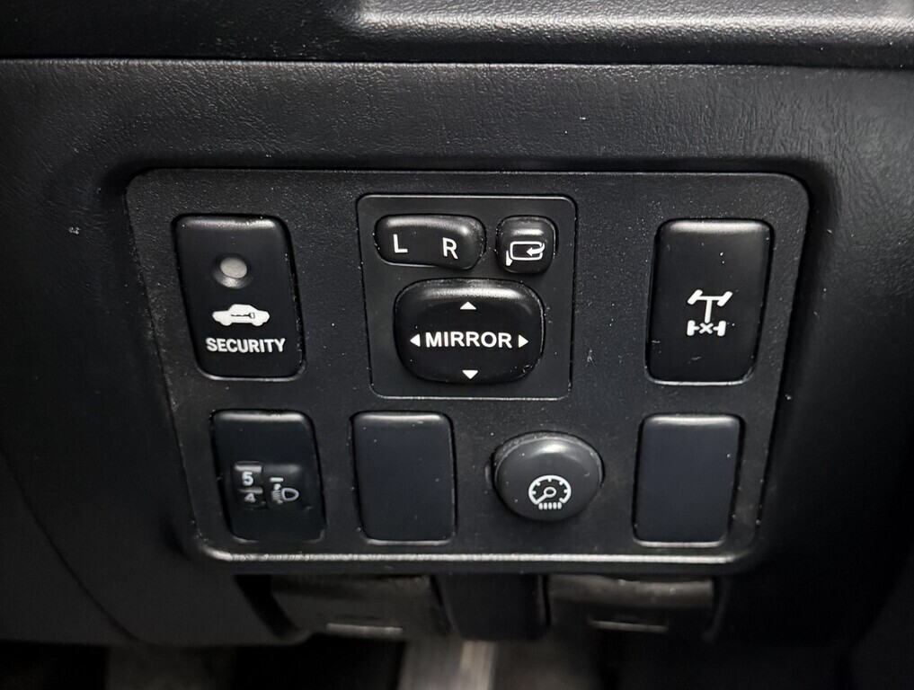 TOYOTA HILUX HILUX 3.0 D-4D LEGEND 45 4X4 P/U D/C - 15