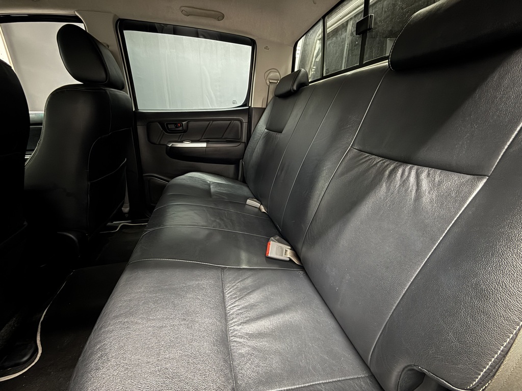 TOYOTA HILUX HILUX 3.0 D-4D LEGEND 45 4X4 P/U D/C - 9