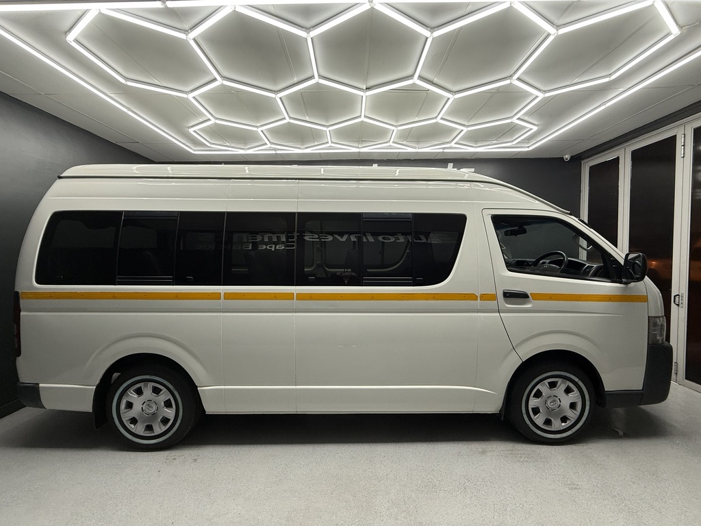 TOYOTA QUANTUM QUANTUM/HIACE 2.5 D-4D SESFIKILE 16s - 2