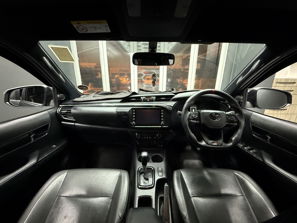 TOYOTA HILUX HILUX 2.8 GD-6 RB LEGEND A/T P/U D/C - 11