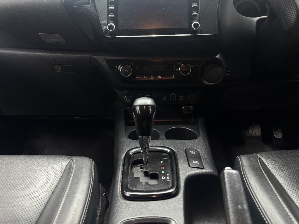 TOYOTA HILUX HILUX 2.8 GD-6 RB LEGEND A/T P/U D/C - 12