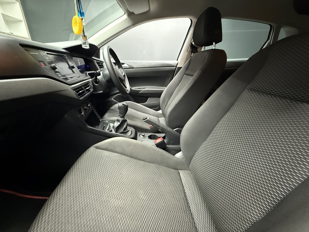 VOLKSWAGEN POLO POLO 1.0 TSI LIFE - 10