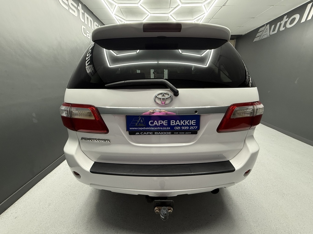 TOYOTA FORTUNER FORTUNER 3.0D-4D R/B A/T - 4