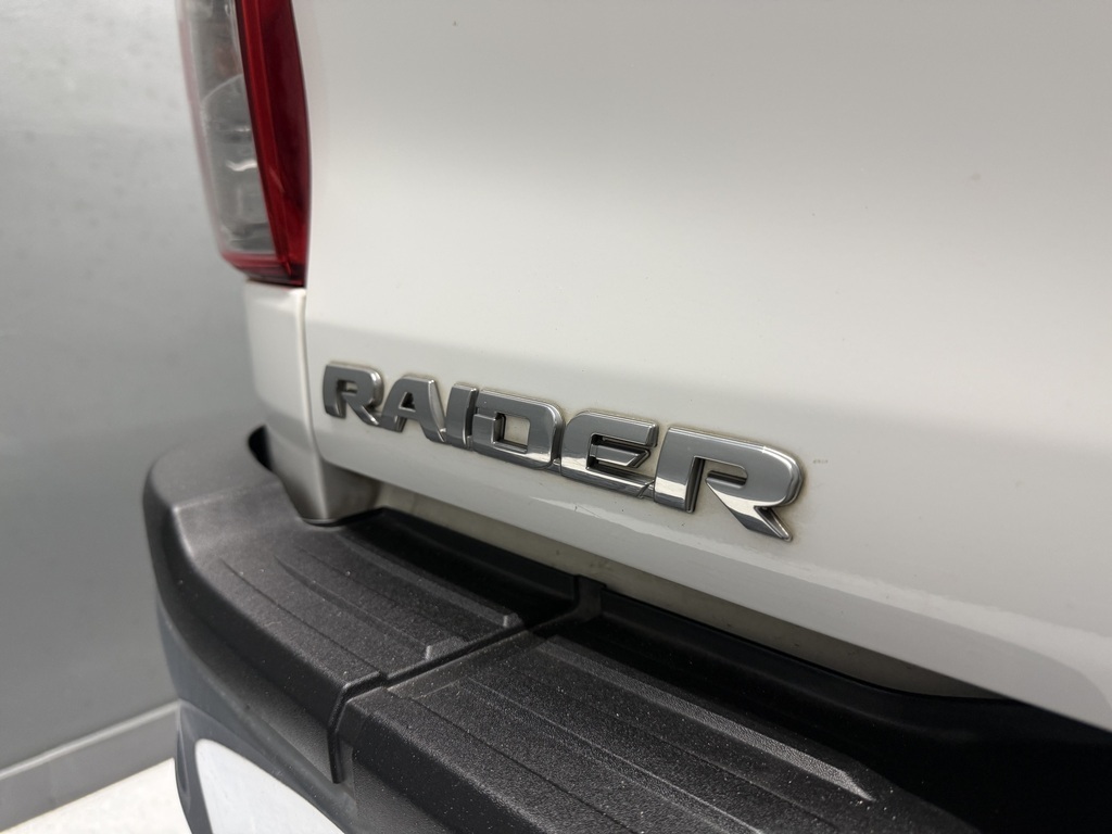 TOYOTA HILUX HILUX 2.4 GD-6 RB RAIDER A/T P/U E/CAB - 16