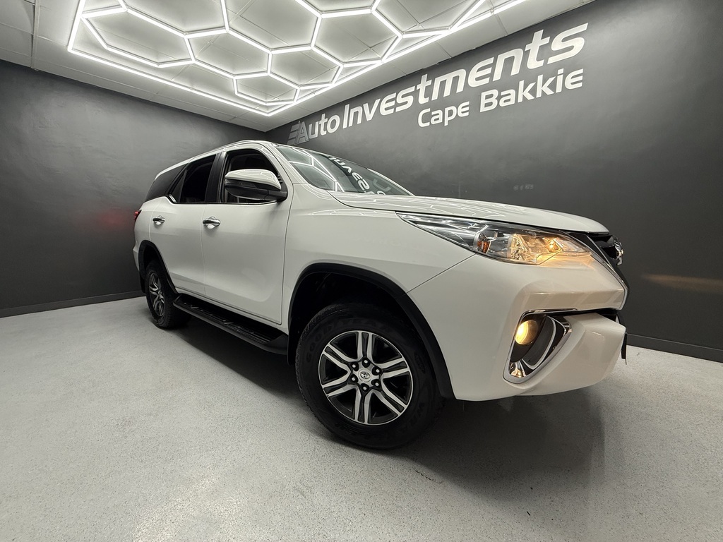 TOYOTA FORTUNER FORTUNER 2.4GD-6 R/B A/T - 1