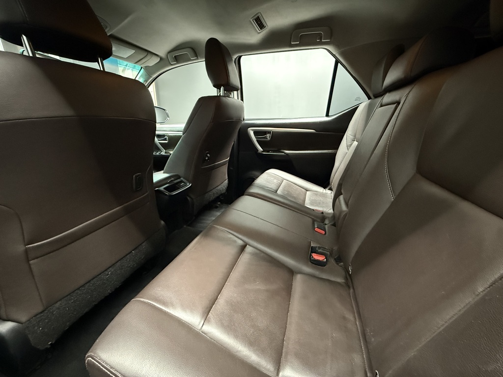 TOYOTA FORTUNER FORTUNER 2.4GD-6 R/B A/T - 10