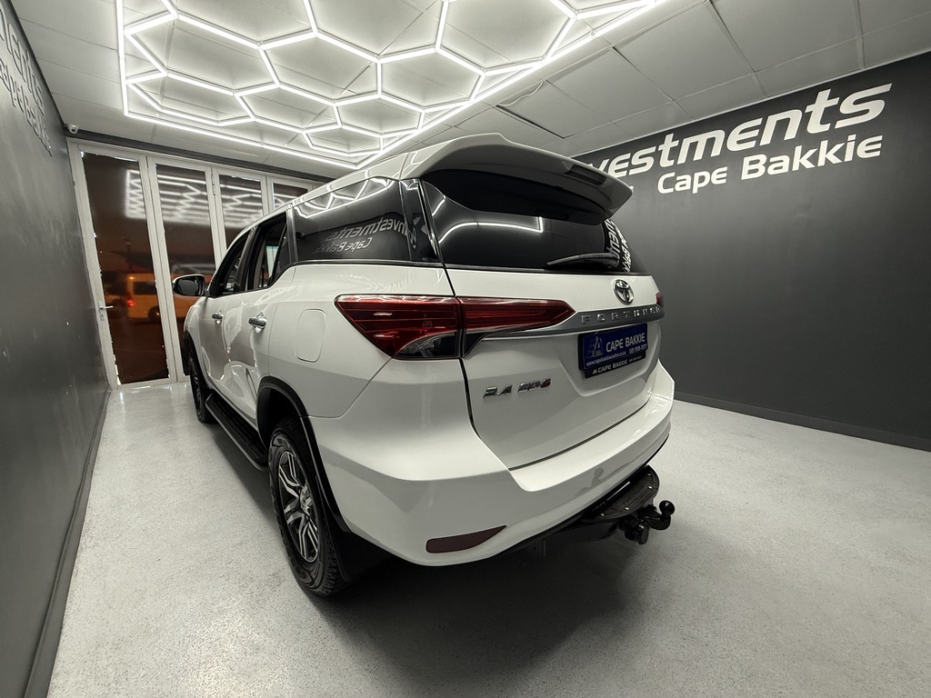 TOYOTA FORTUNER FORTUNER 2.4GD-6 R/B A/T - 5