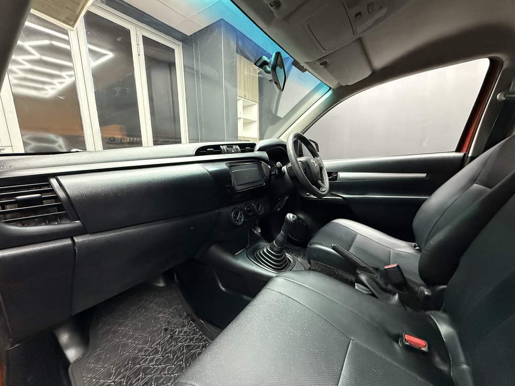 TOYOTA HILUX HILUX 2.4 GD S A/C P/U S/C - 8
