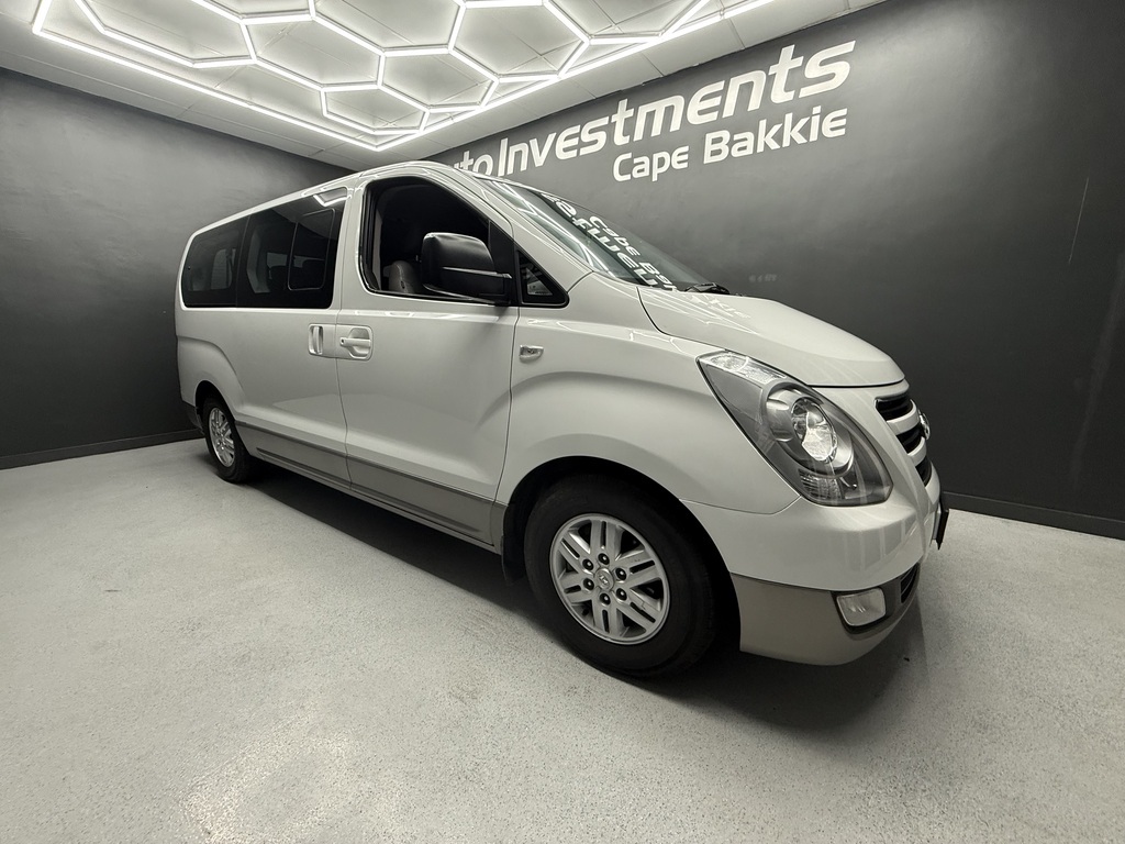HYUNDAI H-1 H-1 2.5 CRDI A/T/ 2.5 ELITE A/T - 6