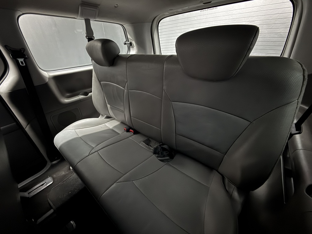 HYUNDAI H-1 H-1 2.5 CRDI A/T/ 2.5 ELITE A/T - 9