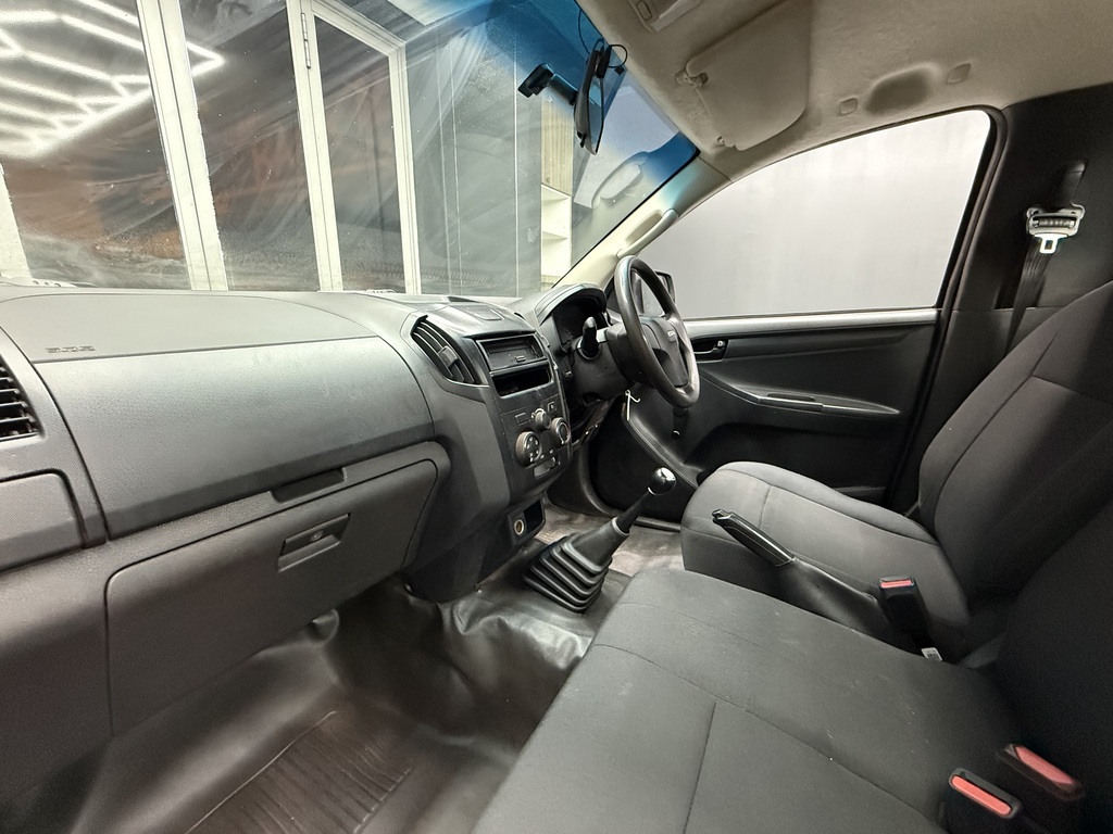 ISUZU D-MAX D-MAX 250 HO FLEETSIDE SAFETY S/C P/U - 9