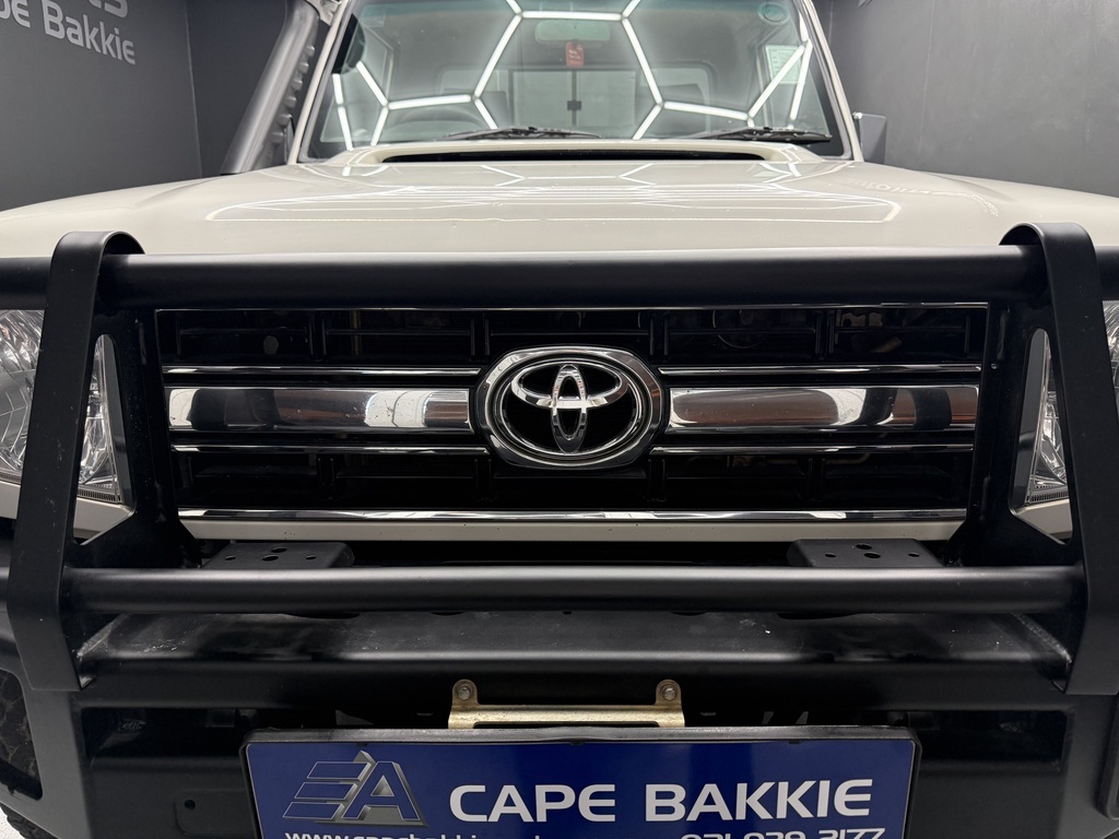 TOYOTA LAND CRUISER PICK UP LAND CRUISER 79 4.5D P/U S/C - 17