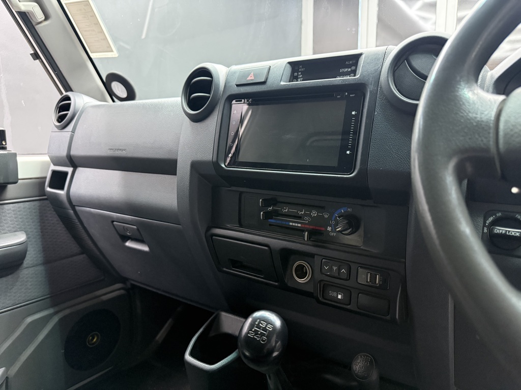 TOYOTA LAND CRUISER PICK UP LAND CRUISER 79 4.5D P/U S/C - 15