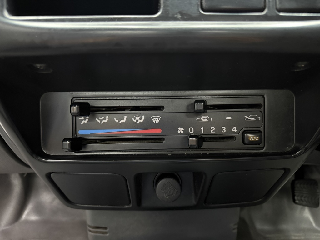 NISSAN HARDBODY HARDBODY NP300 2.0i LWB P/U S/C - 11