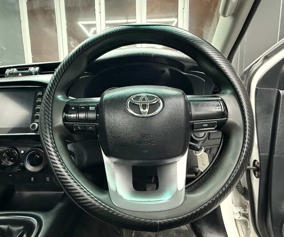 TOYOTA HILUX HILUX 2.4 GD-6 RB SRX P/U S/C - 11