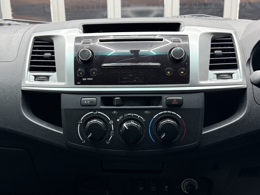 TOYOTA FORTUNER FORTUNER 2.5D-4D RB A/T - 15