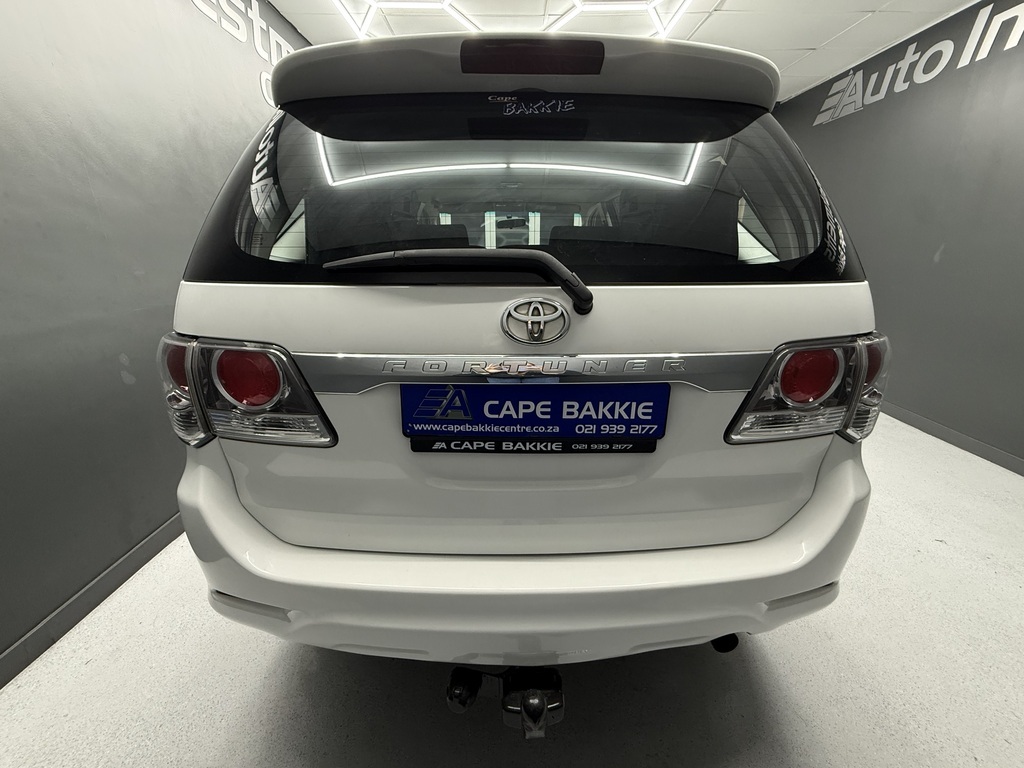 TOYOTA FORTUNER FORTUNER 2.5D-4D RB A/T - 4