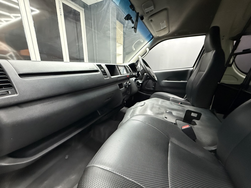 TOYOTA QUANTUM QUANTUM/HIACE 2.5 D-4D SESFIKILE 16s - 9