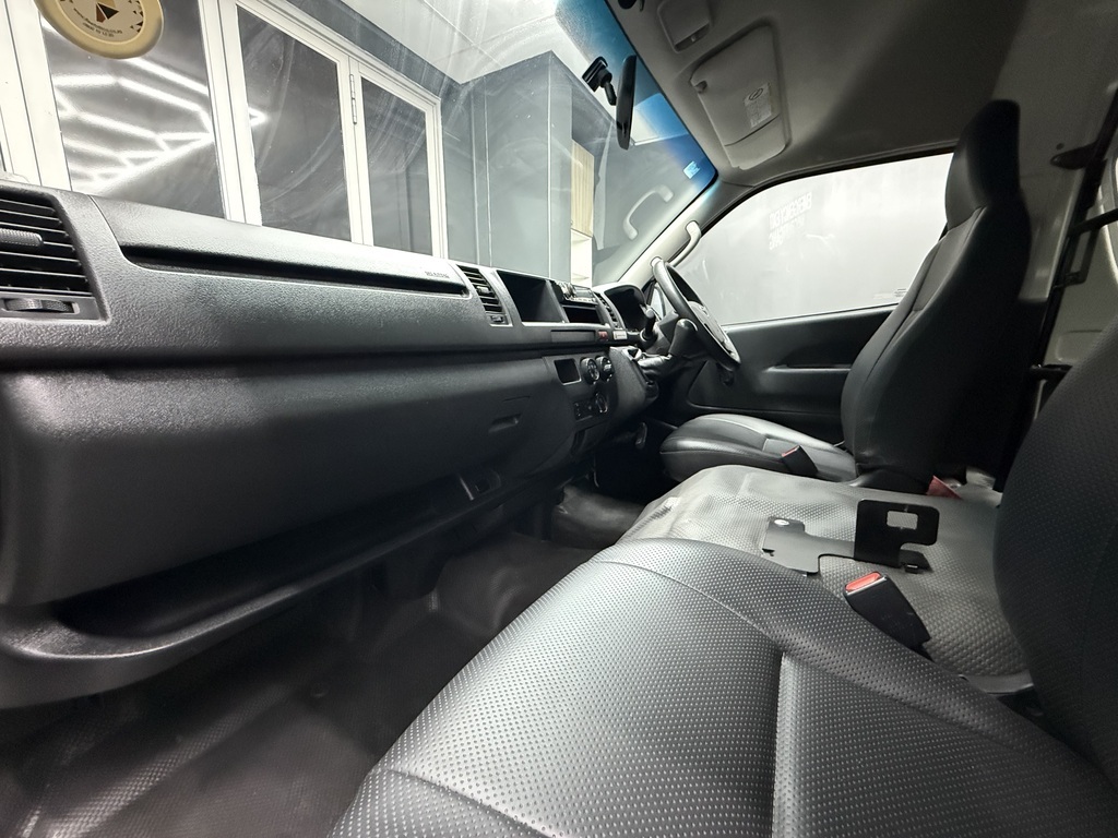 TOYOTA QUANTUM QUANTUM/HIACE 2.5 D-4D SESFIKILE 16s - 9