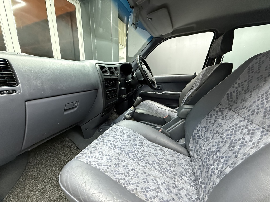 TOYOTA HI-LUX HILUX 3000KZ-TE RAIDER 4X4 P/U D/C - 9