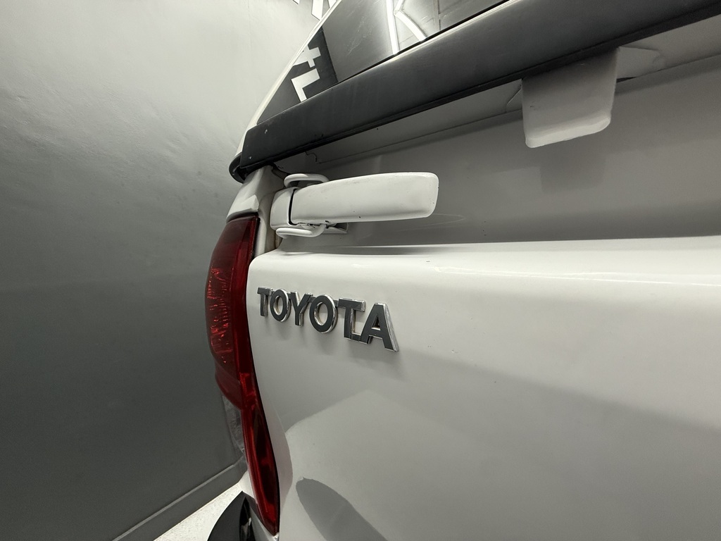 TOYOTA HILUX HILUX 2.4 GD-6 RB SRX P/U S/C - 15