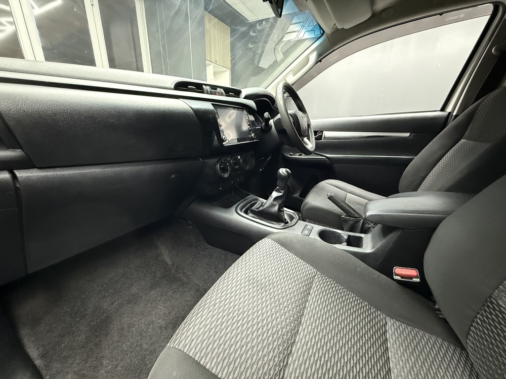 TOYOTA HILUX HILUX 2.4 GD-6 RB SRX P/U S/C - 9