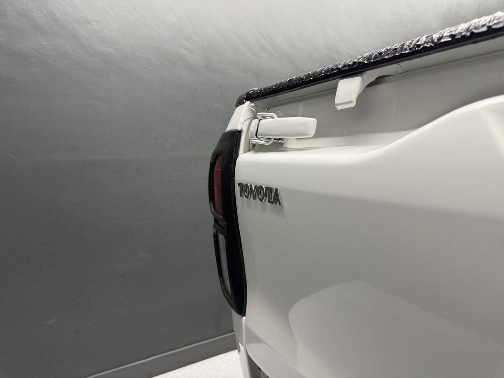 TOYOTA HILUX HILUX 2.4 GD S A/C P/U S/C - 18