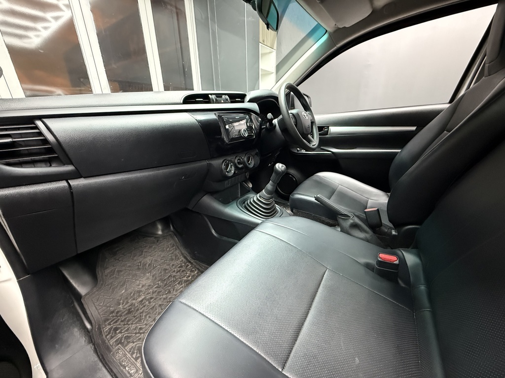 TOYOTA HILUX HILUX 2.4 GD S A/C P/U S/C - 8